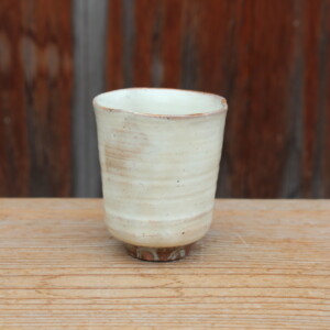 粉引輪花湯呑Ｃ