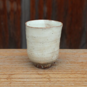 粉引輪花湯呑Ｅ