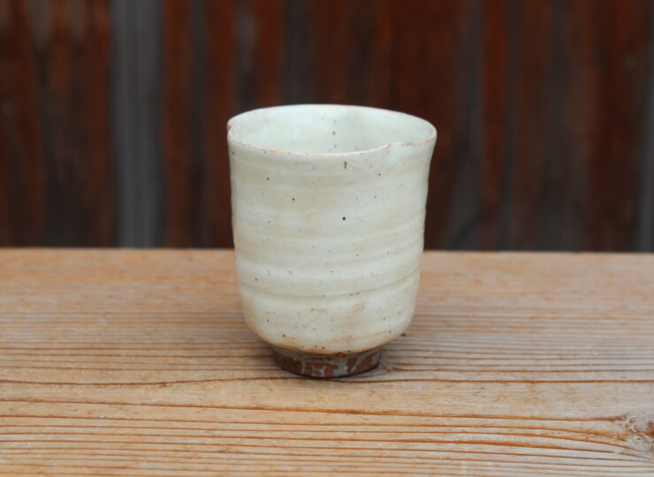 粉引輪花湯呑Ｇ