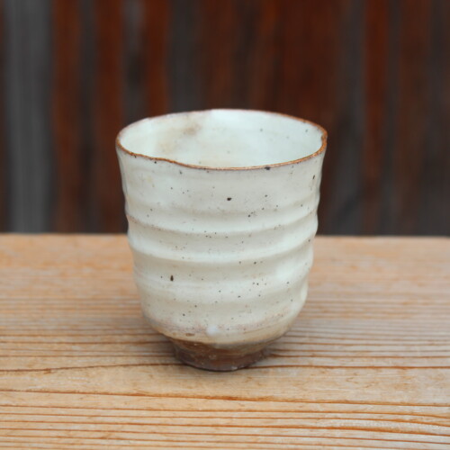 粉引輪花湯呑Ｉ