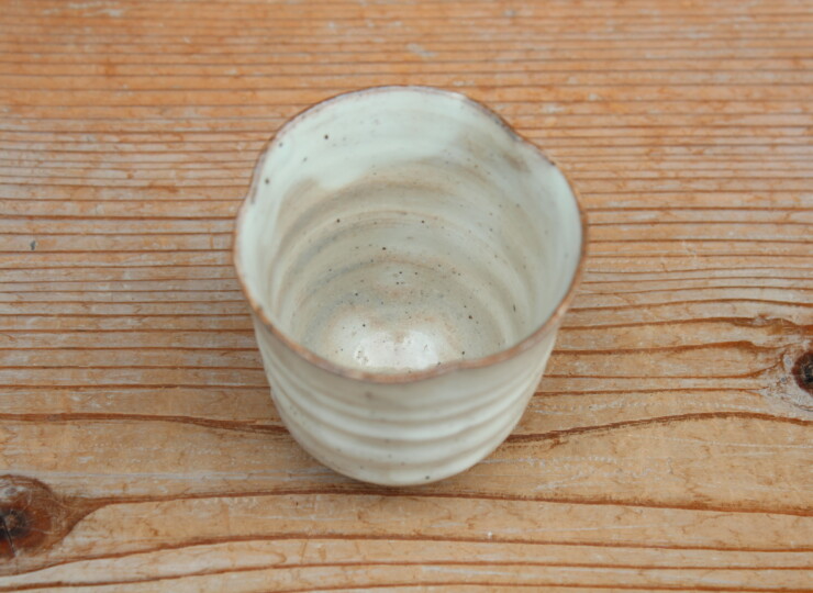 粉引輪花湯呑Ｉ