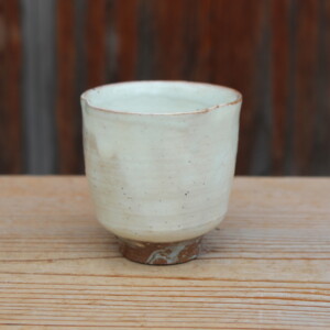 粉引輪花湯呑Ｊ