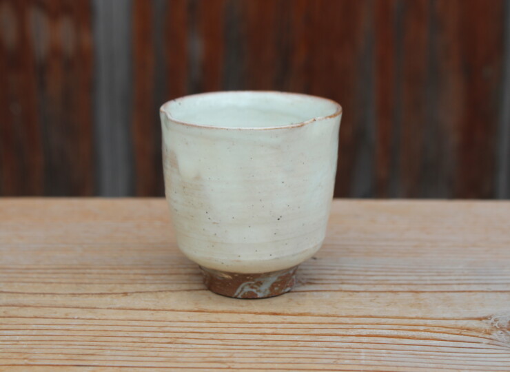 粉引輪花湯呑Ｊ