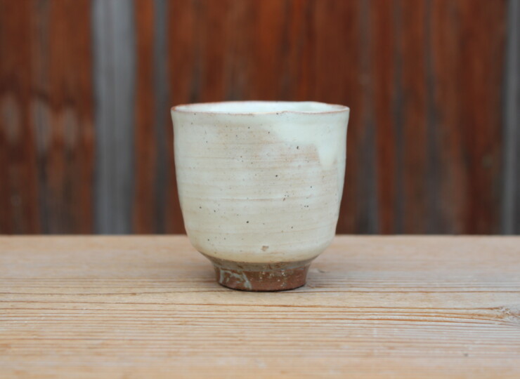 粉引輪花湯呑Ｊ