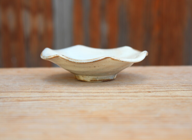 粉引輪花豆皿Ｉ