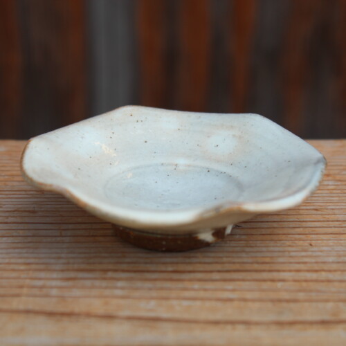 粉引輪花豆皿Ｋ