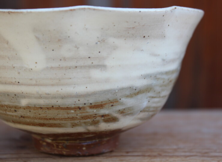 刷毛目輪花鉢Ｌ