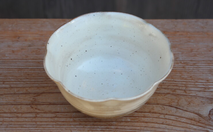 刷毛目輪花鉢Ｌ