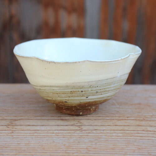 刷毛目輪花鉢Ｉ