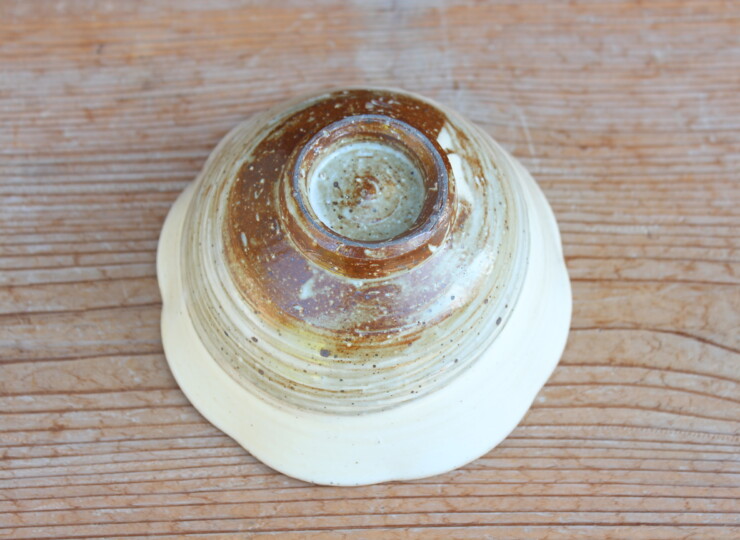 刷毛目輪花鉢Ｉ