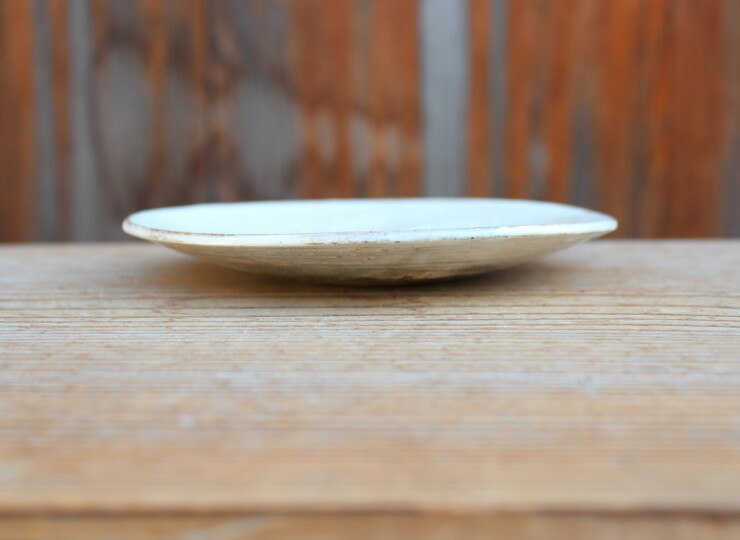 刷毛目石目皿Ｊ