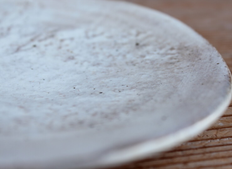 刷毛目石目皿Ｊ