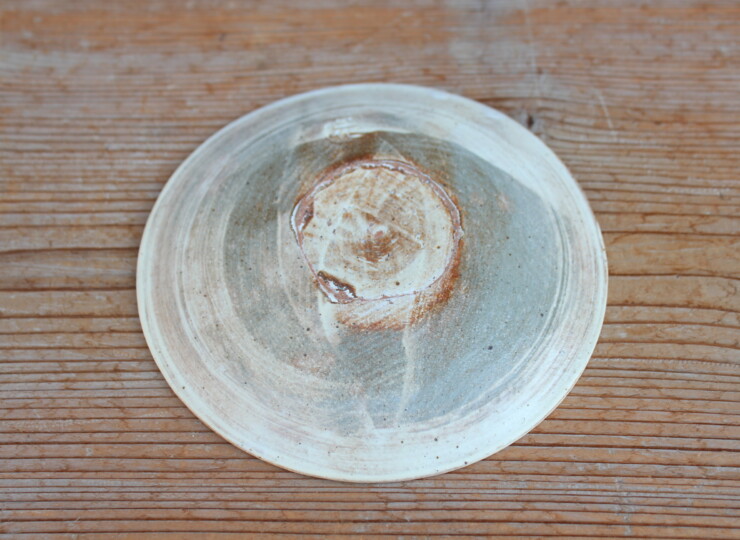 刷毛目石目皿Ｊ