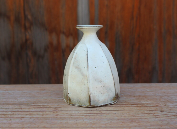 粉引面取花入Ａ