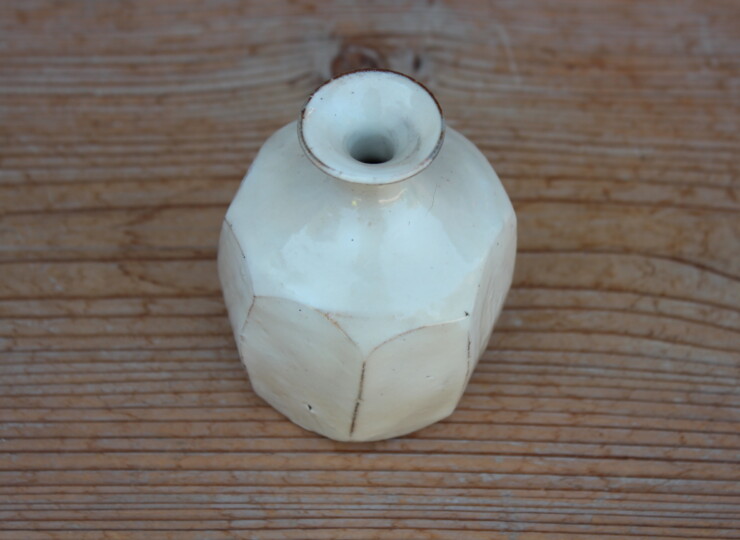 粉引面取花入Ｃ