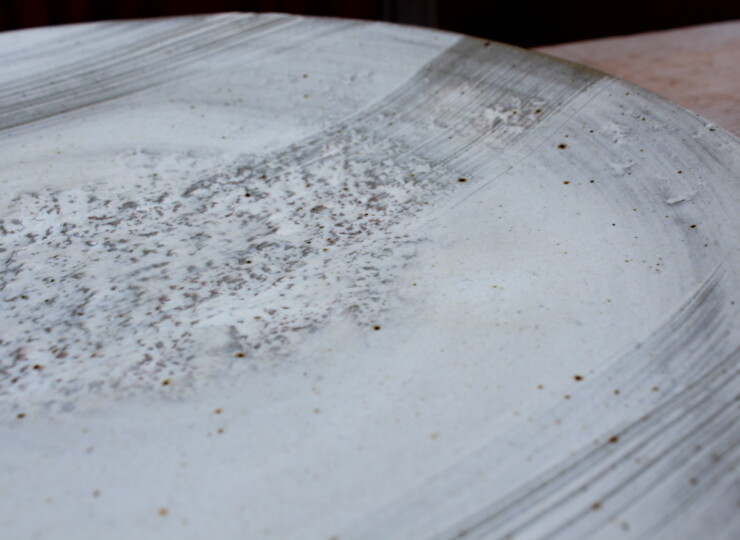 刷毛目石目大皿Ｋ