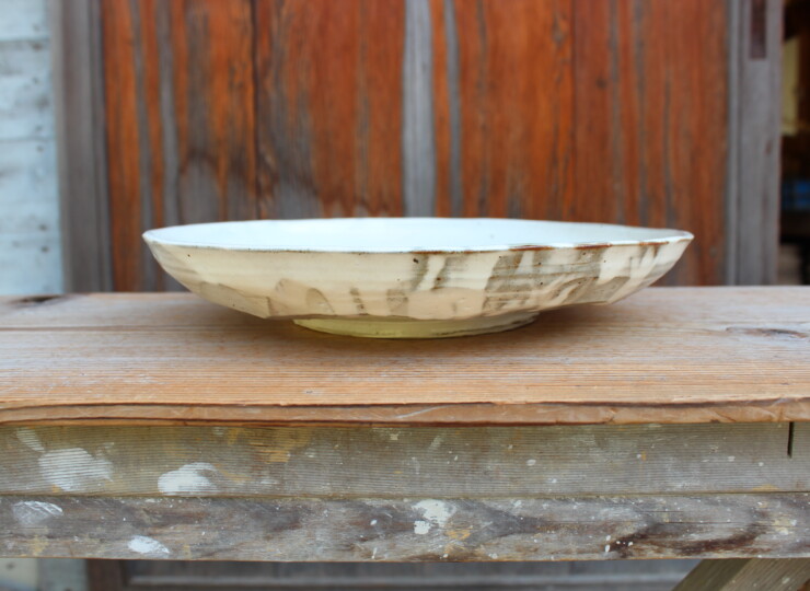 粉引面取石目大皿Ｌ