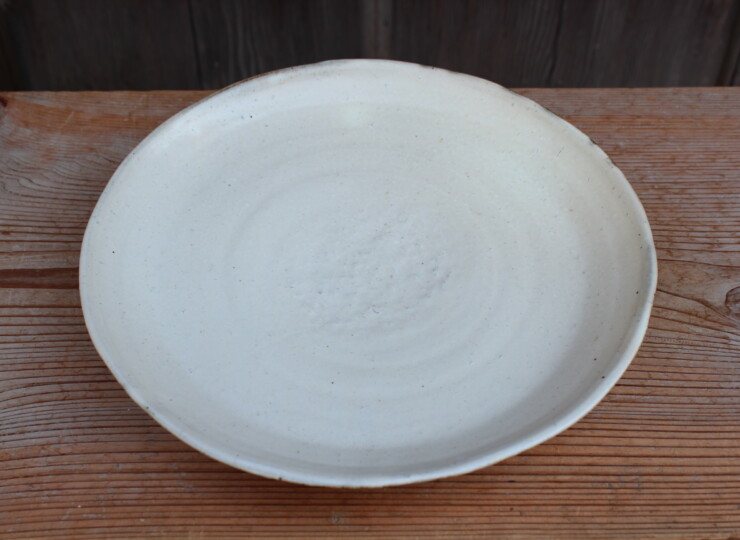 粉引面取石目大皿Ｍ